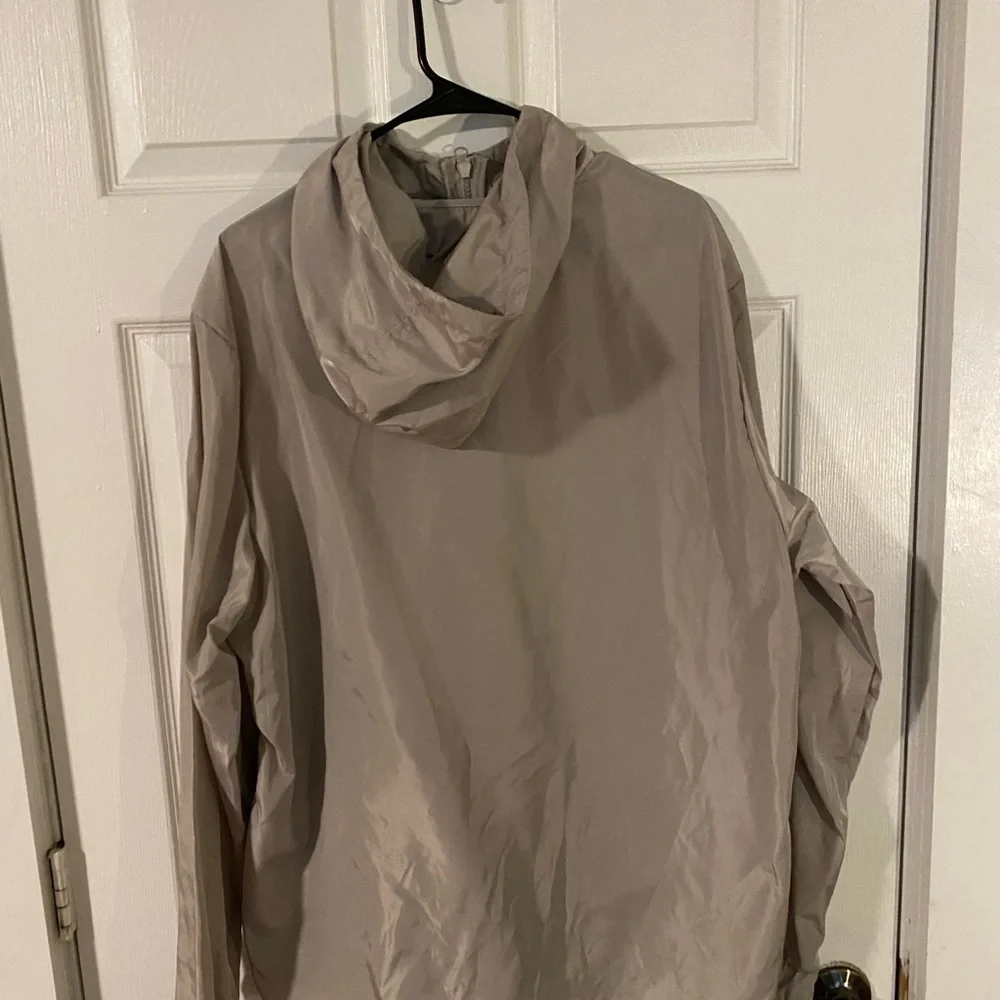 New Ruxen Jacket - Picture 2 of 2